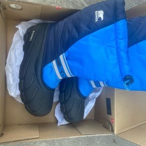 🔺SOLD🔺Boys Sorel snow boots